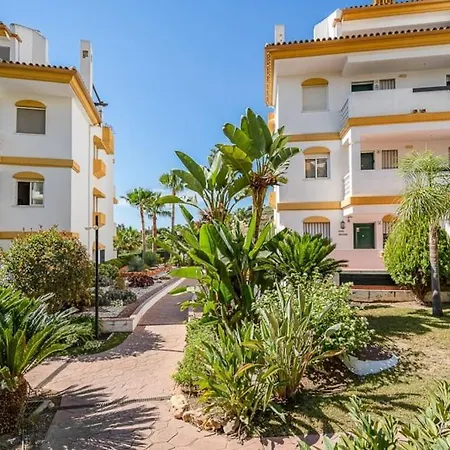 Alongside Golf Course - Tcm Apartment *